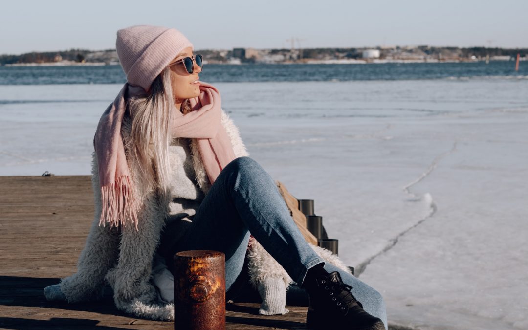 AJATUKSIA YHTEISTÖIDEN TAKAA + ALEKOODI