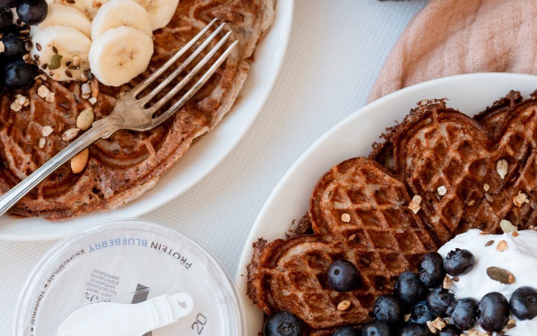 MUSTIKKA-BANAANI PROTEIINIVOHVELIT