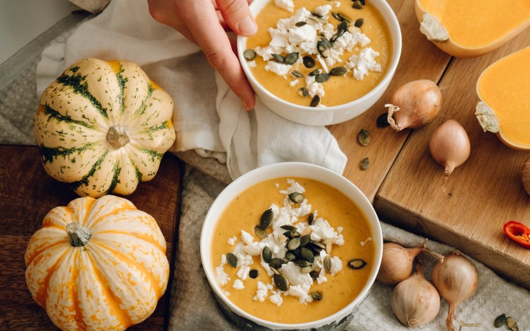 AHMI KASVIKSIA – KOLME HERKULLISTA KASVISRUOKARESEPTIÄ